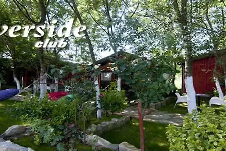 Riverside Club Hotel