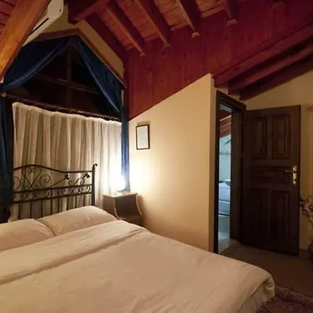 Hotel Riverside Club *