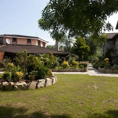 Hotel Riverside Club