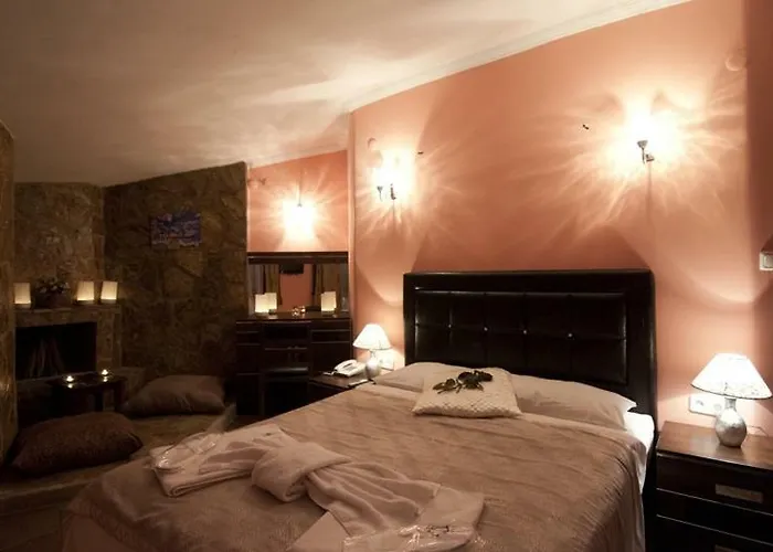 Riverside Club * אגווה