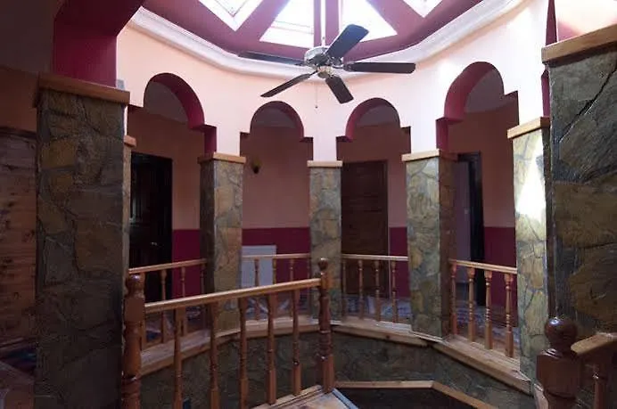 Riverside Club מלון *